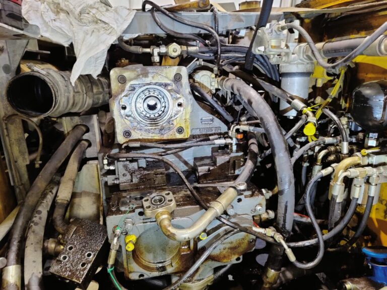 Liebherr P2 pumpun vaihto, model 934